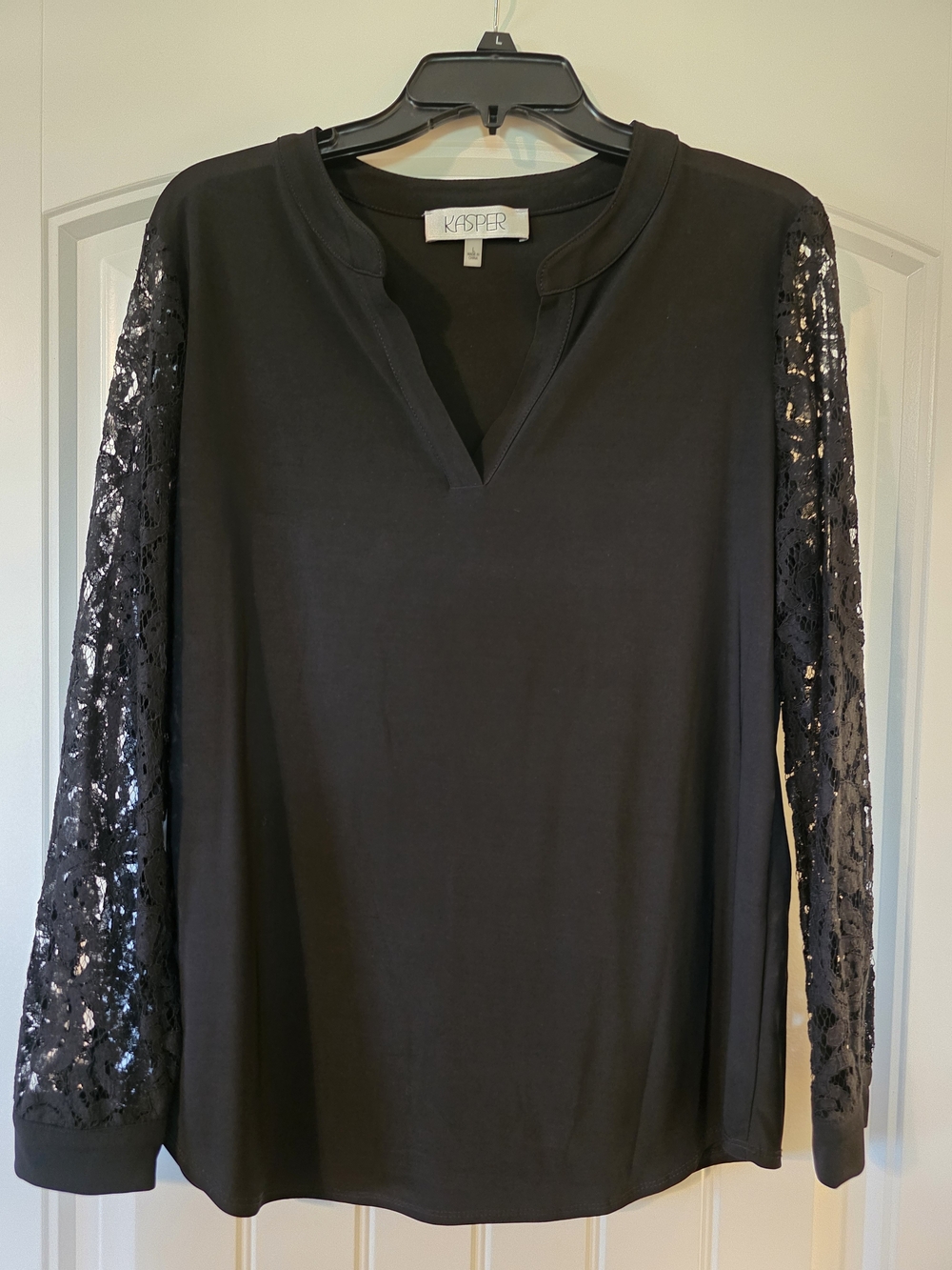 Kasper Black Lace-Sleeve V-Notch Blouse Size LARGE